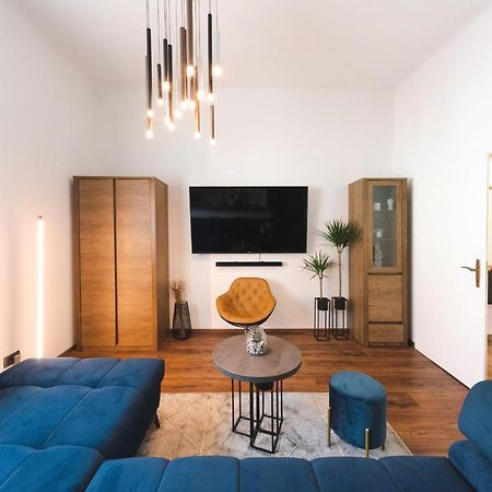 Galeria Apartments & Rooms ซาเกร็บ ภายนอก รูปภาพ