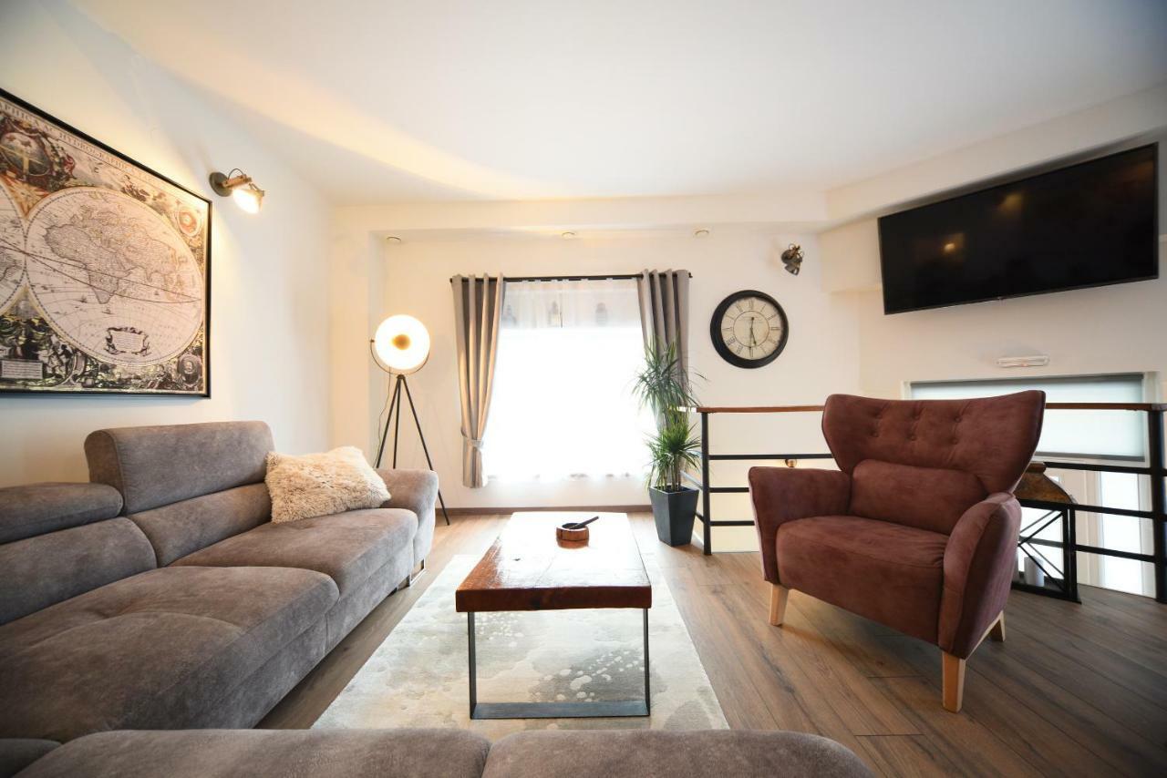 Galeria Apartments & Rooms ซาเกร็บ ภายนอก รูปภาพ