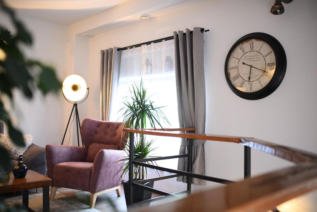 Galeria Apartments & Rooms ซาเกร็บ ภายนอก รูปภาพ